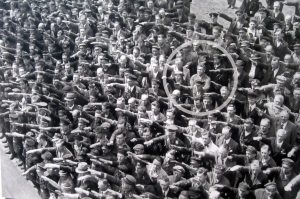 man-not-giving-hitler-salute